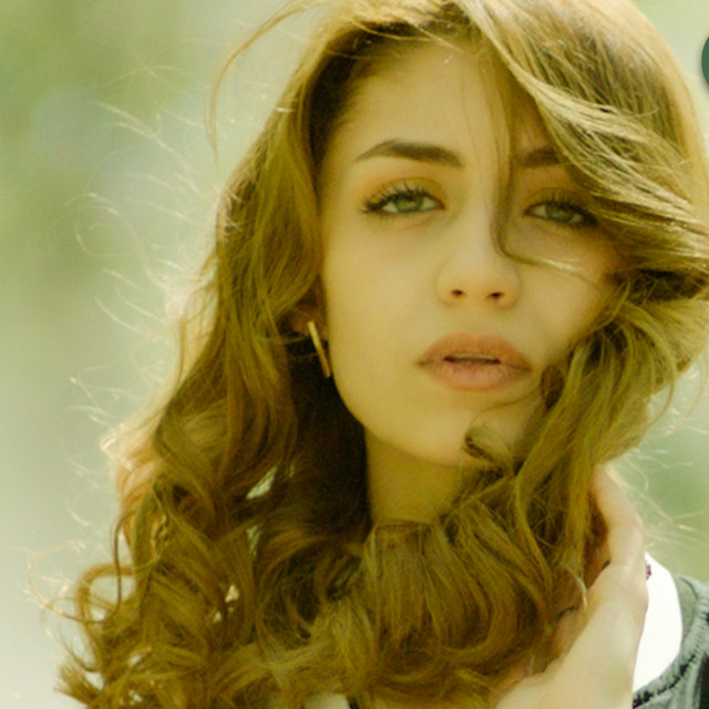 Azra Çetin
