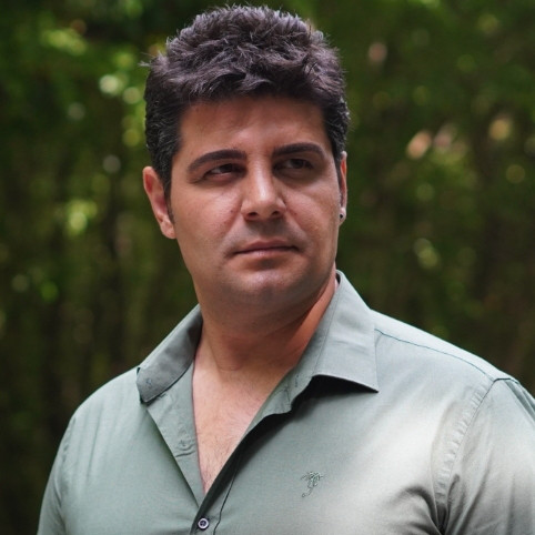 Özgür Akdemir